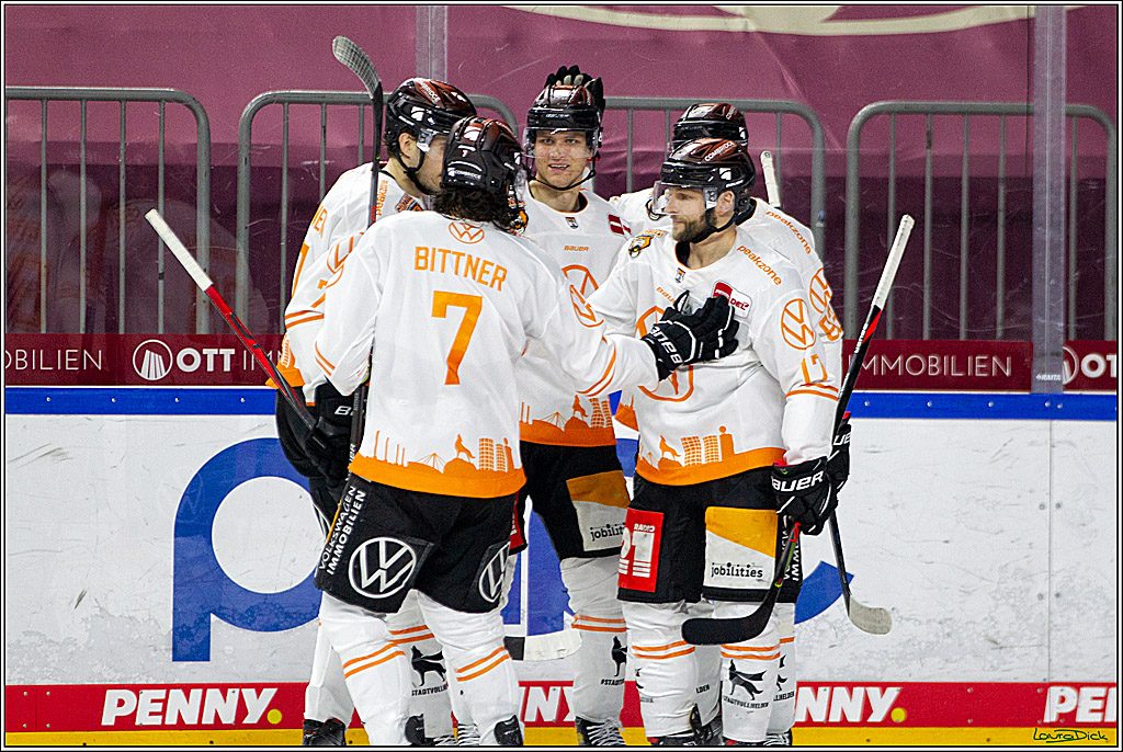 PENNY DEL;  Koelner Haie - Wolfsburg Grizzlys; Koeln, 17.03.2021
